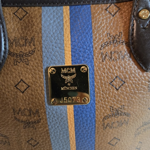 💯 Authentic Limited Edition MCM Tote (Small) - Picture 13 of 13